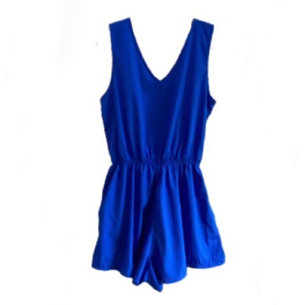 Derek Heart Embroidered Romper - Picture 2 of 5